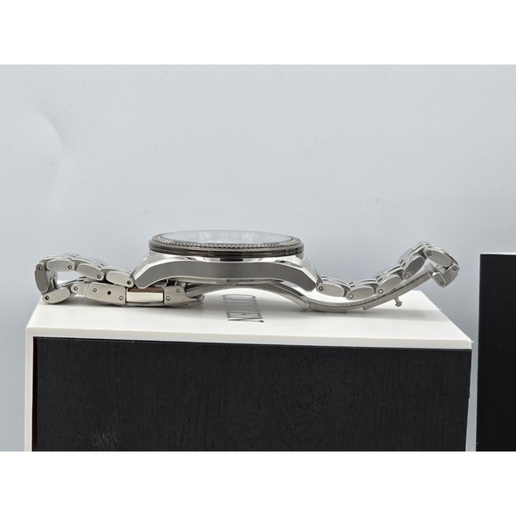 CITIZEN Collection Eco-Drive E820-R014803 Black Tachymeter Perpetual - NEEDS BAT - Picture 11 of 16